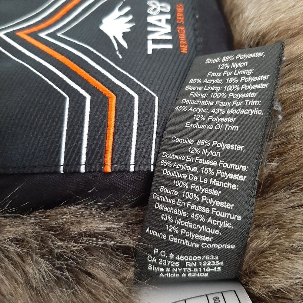 Aritzia Black Ski & Snow Jacket with Faux Fur Trim - Picture 16 of 16